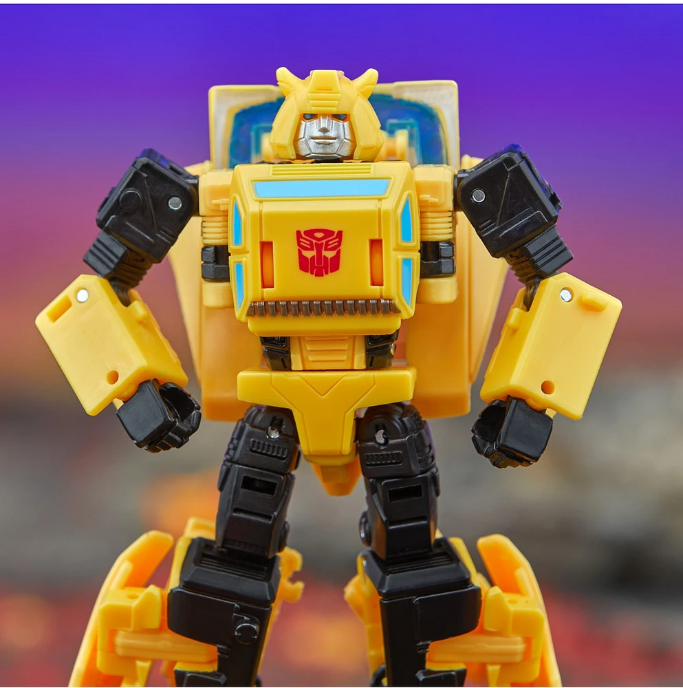 Transformers Legacy Deluxe Class Origin Bumblebee 