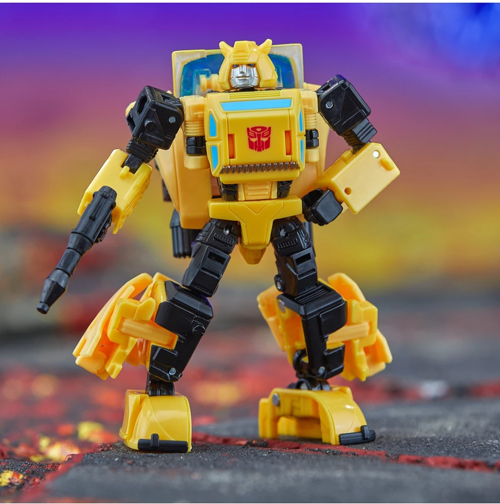 Transformers Legacy Deluxe Class Origin Bumblebee 