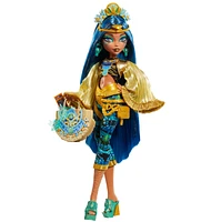 Monster High: Monster Fest Dolls - Assortie – Une variation choisie au hasard