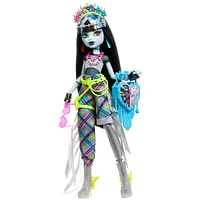 Monster High: Monster Fest Dolls - Assortie – Une variation choisie au hasard