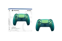 DualSense wireless controller – Chroma Teal 