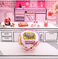 MGA's Miniverse™ - Make It Mini Valentine's  – Une variation choisie au hasard