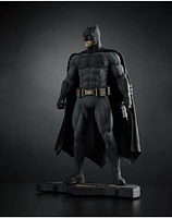 Batman (Batman v Superman: Dawn of Justice) 1:6 Scale Resin Statue 