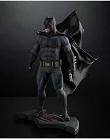 Batman (Batman v Superman: Dawn of Justice) 1:6 Scale Resin Statue 