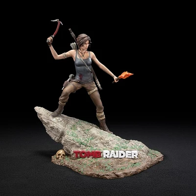 Tomb Raider:  Lara Croft (Survivor Era) 11"PVC Statue 