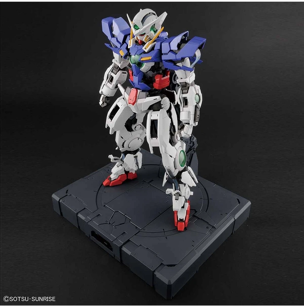 Bandai Hobby PG 1/60 Gundam Exia 
