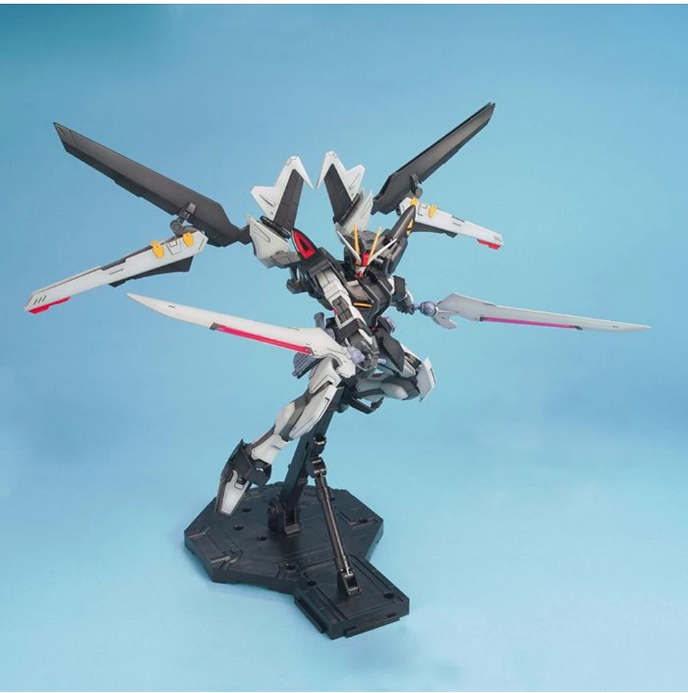 Bandai Gundam MG GAT-X105E Strike Noir Build Kit 