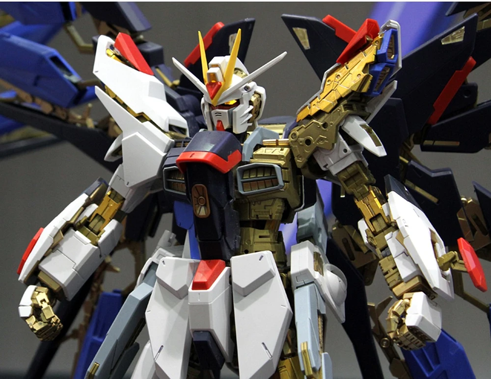 Gundam ZGMF-X20A Strike Freedom Gundam - 1/60 Perfect Grade 