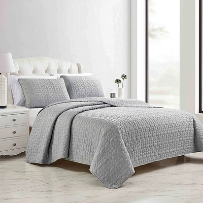 Providence 3-Piece Grey Pebble Stitch Quilt Set, Full/Queen