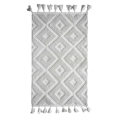 Hilo Diamond Handwoven Accent Rug