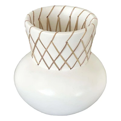 Gashia White Terracotta Vase With Rattan