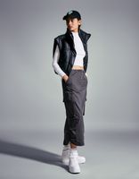 Gilet cropped sans manches similicuir