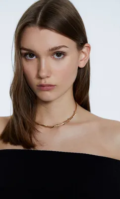 Collier ras du cou avec nœuds