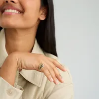 Charlotte Bold Signet Ring: Handcrafted 18k Gold Vermeil | Mejuri