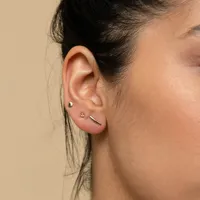Bar Studs earrings in 14k yellow gold