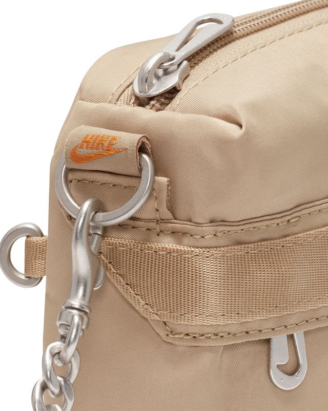 Nike Sportswear Futura Luxe Women's Crossbody Bag (1L)