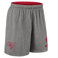 Tampa Bay Buccaneers Sideline Reversible Men’s Nike Dri-FIT NFL Shorts