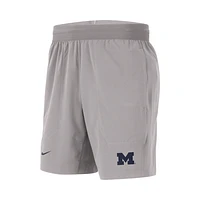 Michigan Men's Nike Dri-FIT College Pocket Shorts