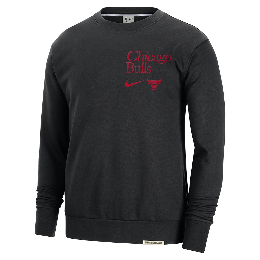 Chicago Bulls Standard Issue Men's Nike Dri-FIT NBA Crew-Neck Sweatshirt