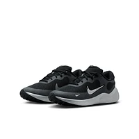 Nike Revolution 7 SE Big Kids' Running Shoes