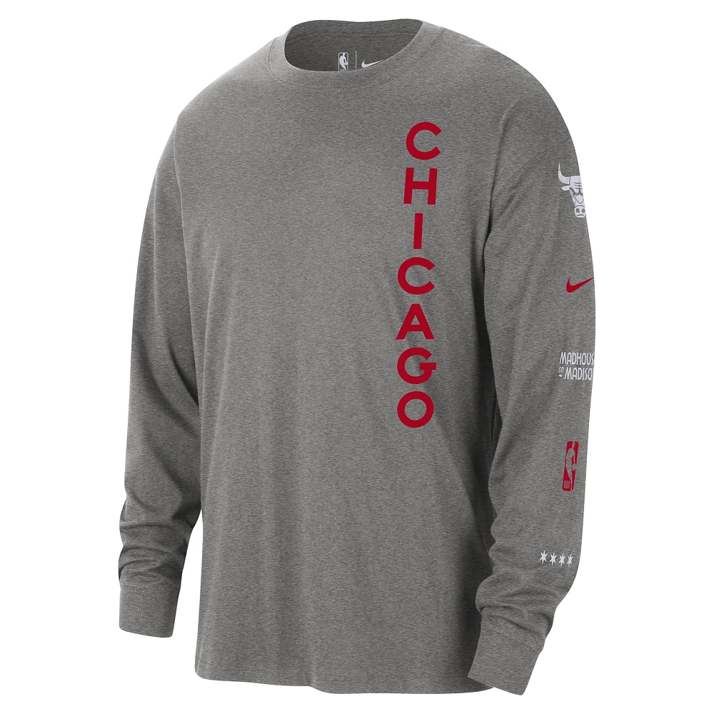 Chicago Bulls 2023/24 City Edition Men's Nike NBA Max90 Long-Sleeve T-Shirt