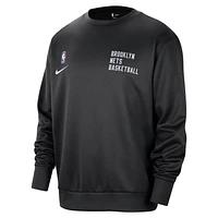 Brooklyn Nets Spotlight Men's Nike Dri-FIT NBA Crew-Neck Sweatshirt