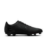 Nike Mercurial Vapor 16 Club MG Low-Top Soccer Cleats