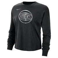 New York Knicks Courtside Women's Nike NBA Shine Boxy Long-Sleeve T-Shirt