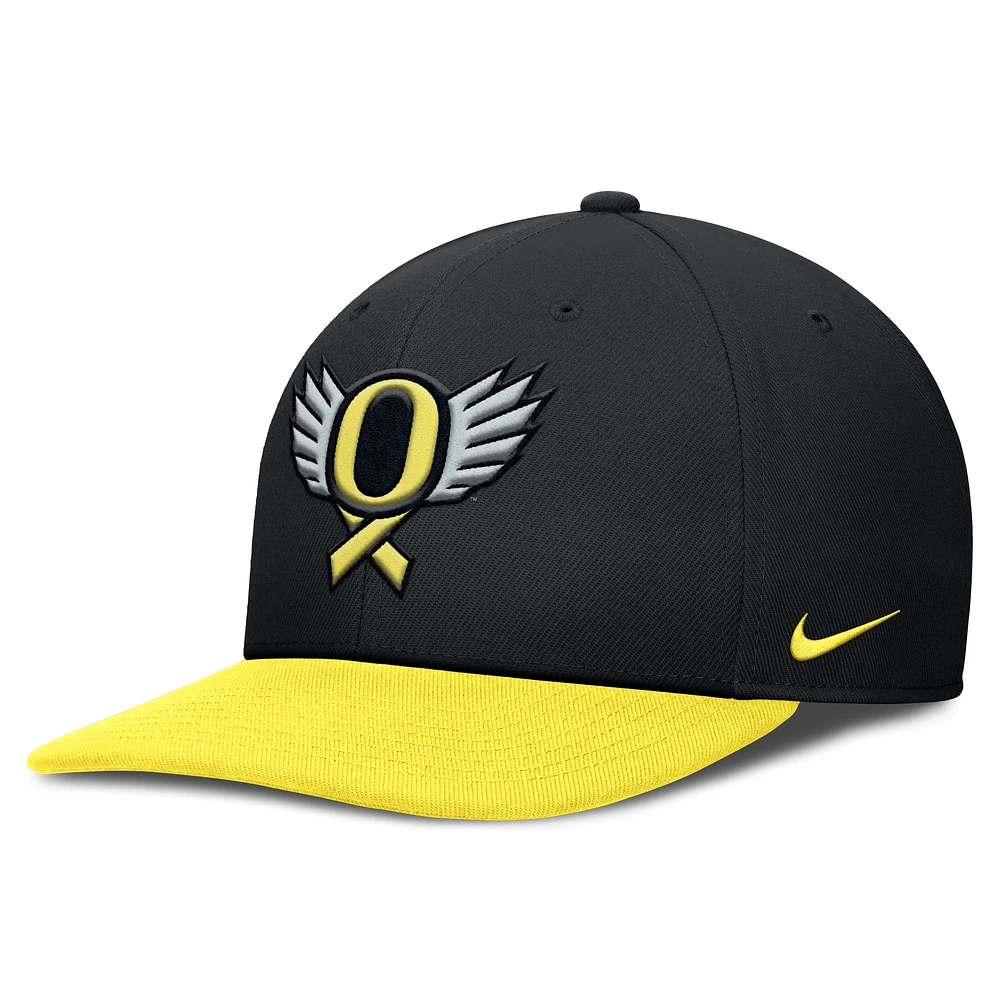 Oregon Ducks Sideline Pro Men's Nike Dri-FIT College Adjustable Hat