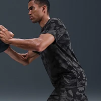 Nike Form Men's Dri-FIT 7" Unlined Versatile Shorts