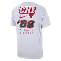 Chicago Bulls Courtside Men's Nike NBA T-Shirt