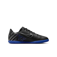 Nike Jr. Mercurial Vapor 15 Club Little/Big Kids' Indoor/Court Low-Top Soccer Shoes