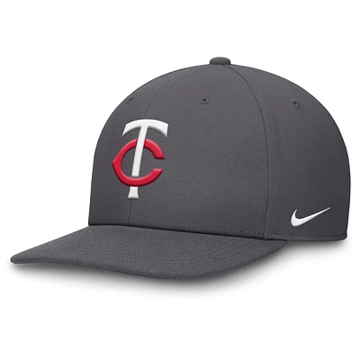 Minnesota Twins Pro Men's Nike Dri-FIT MLB Adjustable Hat