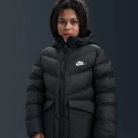 Nike Sportswear All Day Play Big Kids' Therma-FIT Loose-Fit Puffer Parka