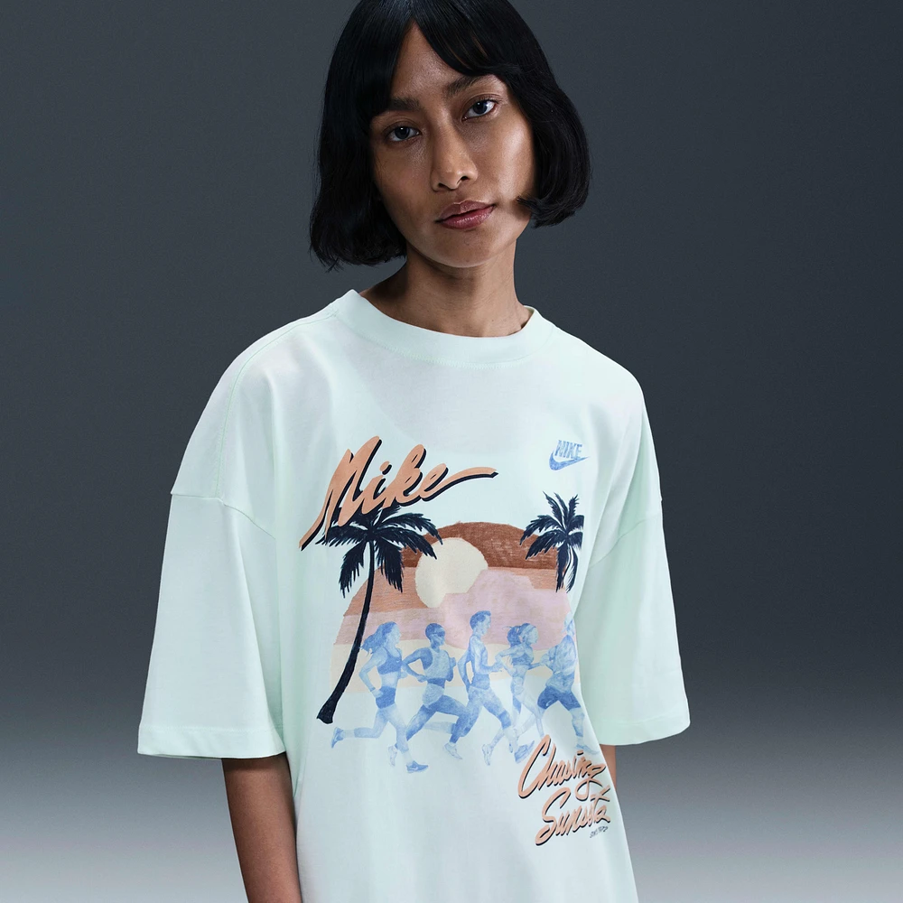 Nike Sportswear Essential Women's Oversized T-Shirt