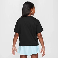 Nike Sportswear Big Kids' (Girls') T-Shirt