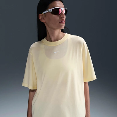 Nike Sportswear Essential Women's T-Shirt