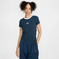 Nike Sportswear Chill Knit Women's Slim Cropped Tee