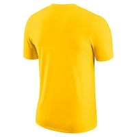 Los Angeles Lakers Essential Men's Nike NBA T-Shirt
