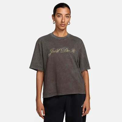 Nike Sportswear Women's T-Shirt