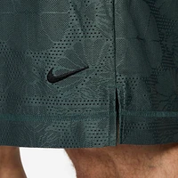 Nike Standard Issue Men's 6" Dri-FIT Reversible Basketball Shorts