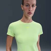 Nike Form Women's Short-Sleeve Top