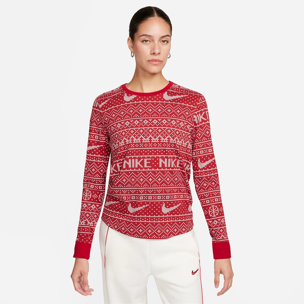 Nike Sportswear Essential Women's Long-Sleeve Holiday Top