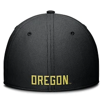 Oregon Ducks Sideline Swoosh Men's Nike Dri-FIT College Hat