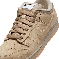 Nike SB Dunk Low Pro B Skate Shoes