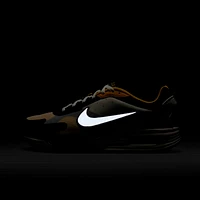 Michigan Nike Air Max Solo Men's Shoes