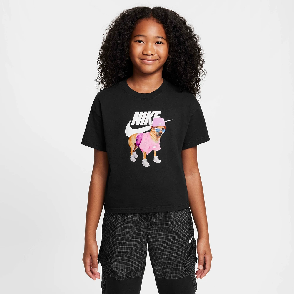 Nike Sportswear Big Kids' (Girls') T-Shirt