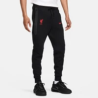 Liverpool FC Tech Fleece Men's Nike Soccer Joggers