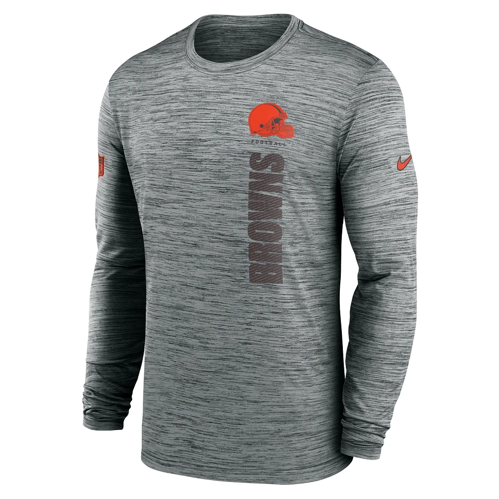 Cleveland Browns Sideline Velocity Men's Nike Dri-FIT NFL Long-Sleeve T-Shirt