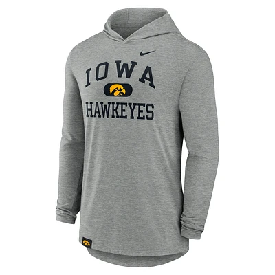 Iowa Hawkeyes Blitz Men's Nike Dri-FIT College Long-Sleeve Hooded T-Shirt